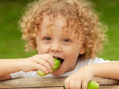 Da che età e quando puoi dare a un bambino un cetriolo?