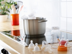 Sterilization of baby bottles and dishes