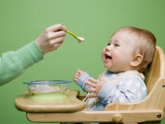 Menu of the child in 10 months: the basis of the diet and nutritional principles