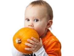 At what age can you give a child a pumpkin, how to cook pumpkin soup and mashed potatoes?