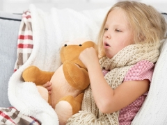 How to treat a wet cough in a child?