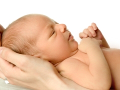 How to test for bilirubin in newborns?