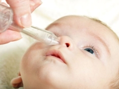 The use of saline (sodium chloride) in the common cold in children