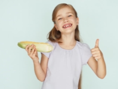 At what age can corn be given to a child?