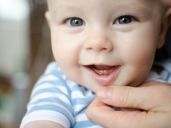 Teething gel in infants