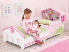 Baby bed with sides