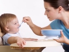 Dieet voor darminfecties bij kinderen: een geschikt menu