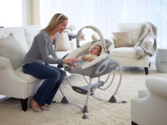 Kids swing Graco