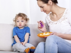 Quale dovrebbe essere la dieta per la diarrea in un bambino?