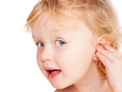 What to do if a child has ears that hurt?