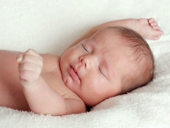 Herpes in infants and newborns