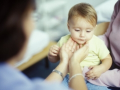 Sintomi e trattamento della parotite nei bambini