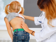 Symptoms and treatment of pyelonephritis in children