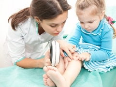 Trattamento di un'eruzione allergica nei bambini