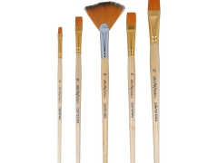 Choosing a synthetic paint brush