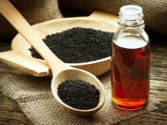 Is it possible to give black cumin oil to children and what does it treat?