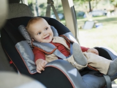 How to choose a car seat for a child from 6 months?