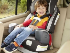 Elegir un asiento de coche para niños a partir de 9 kg.