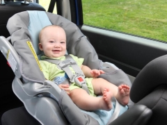 Car seats from 0 to 36 kg with a sleeping position: features and types of designs