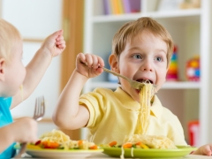 Ang menu ng Kindergarten para sa mga bata