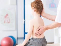 Scoliosis in children: symptoms and treatment, effective exercise and prevention