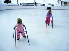 How to teach a child to skate?