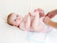 How to change the diaper and how often do I need to do it?