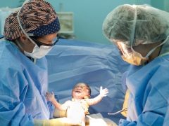 Features of emergency caesarean section