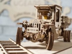 Ugears wooden constructors: features and varieties