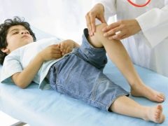 Knee problems in children and adults in terms of psychosomatics