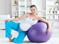 Gymnastics for pregnant women in the 3rd trimester