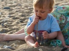 Perché un bambino mangia qualcosa che non è accettato?