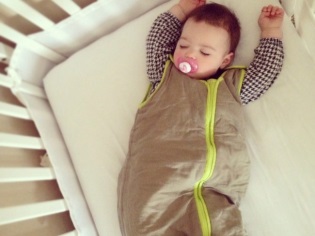 Zipper sleeping bag for newborns with their own hands