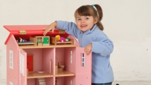 Do-it-yourself doll houses made of plywood, boxes and other materials