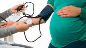 What should be the normal pressure during pregnancy and what to do with abnormalities?