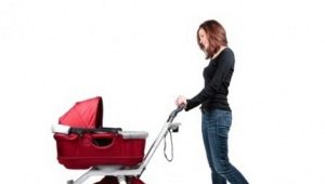 Lightweight strollers for newborns: varieties of forms and designs