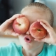 At what age can peaches be given to children?