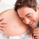 How long does a pregnant woman usually begin to feel fetal movement?