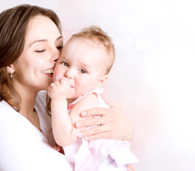 Mom teaches pacifier from sucking fingers