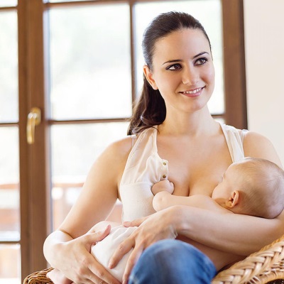 Breastfeeding with vaccination