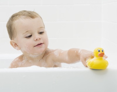 Fare il bagno al bambino