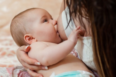 Breastfeeding night feeds