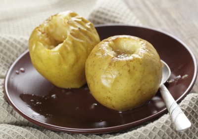 Baked apples - a diet with acetone in a child