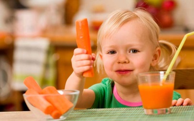 Carrot juice for baby