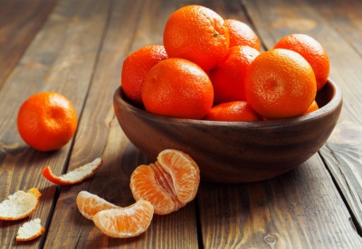 Tangerines in a vase