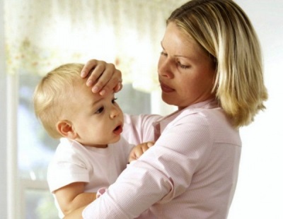 Temperatura con una tosse secca in un bambino